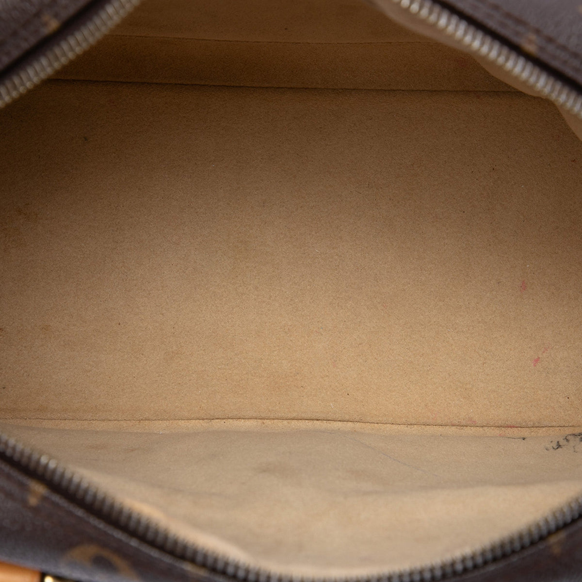 Louis Vuitton Monogram Manhattan PM