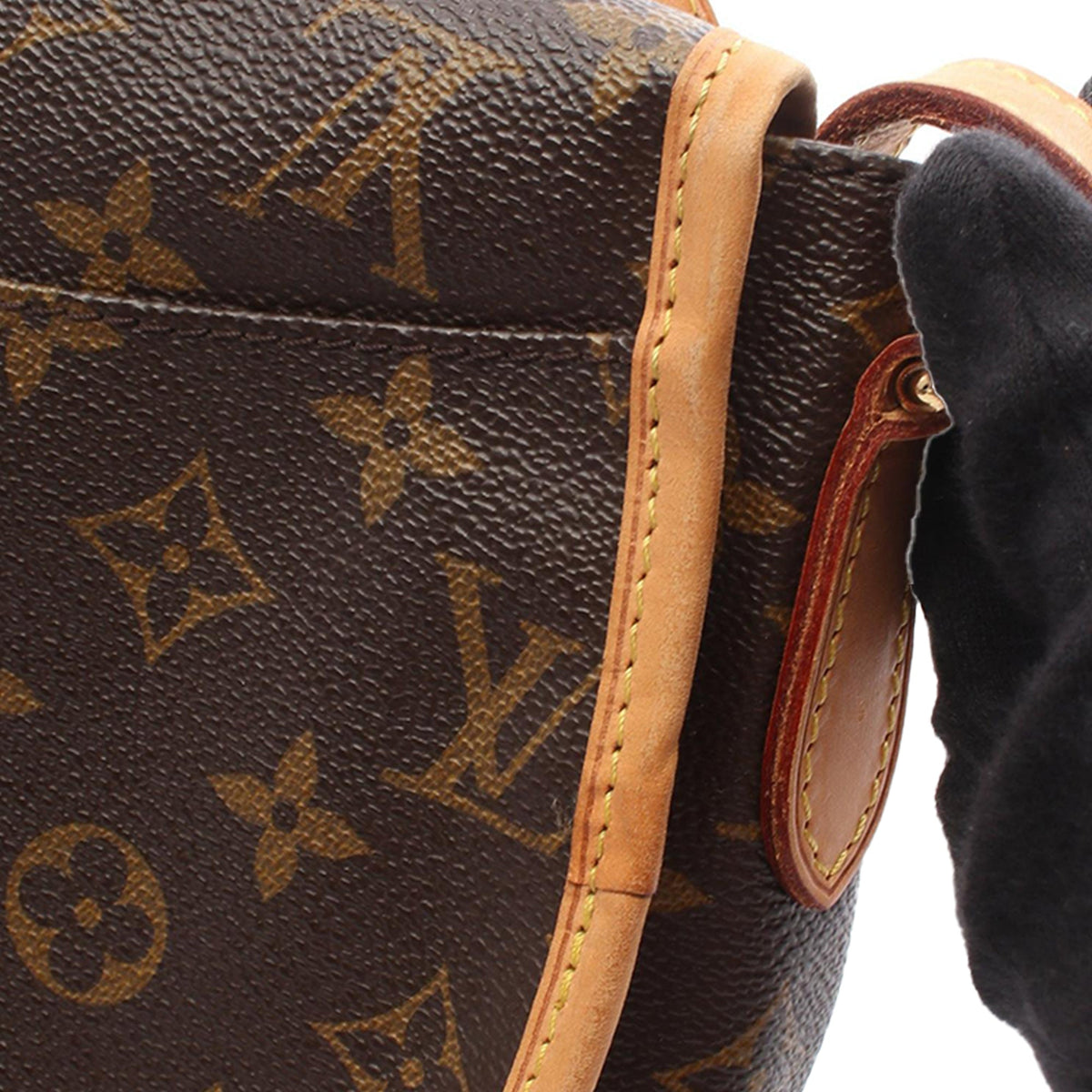 Louis Vuitton Monogram Menilmontant PM