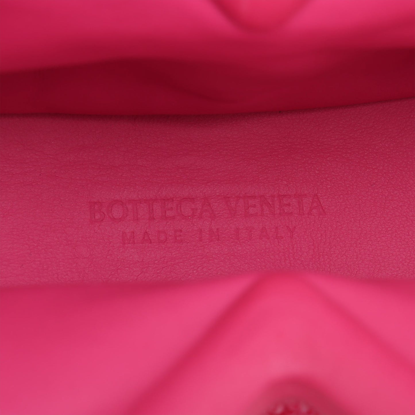 Bottega Veneta Small Boucle Curly Raffia The Point Triangle Satchel