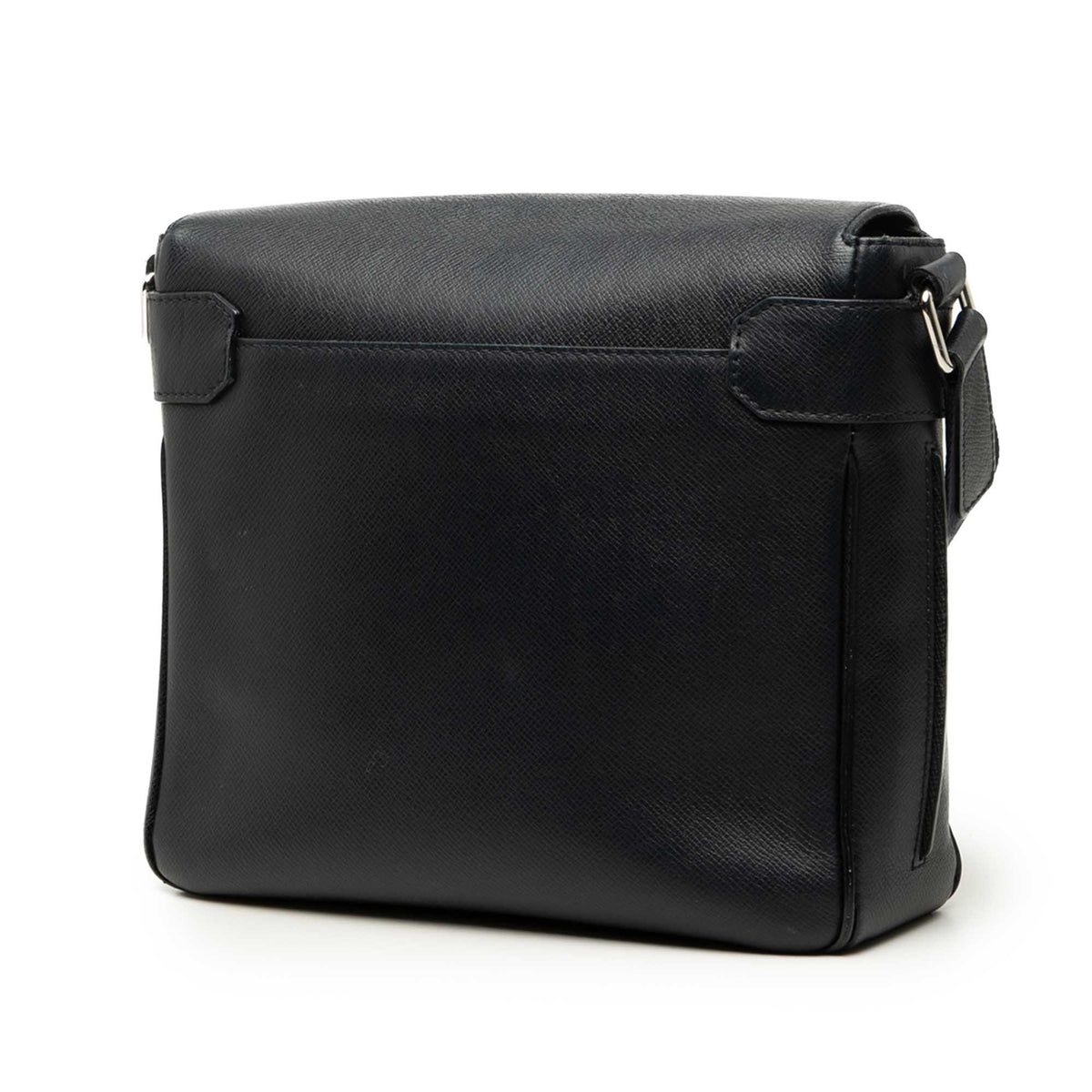 Louis Vuitton Taiga Roman PM