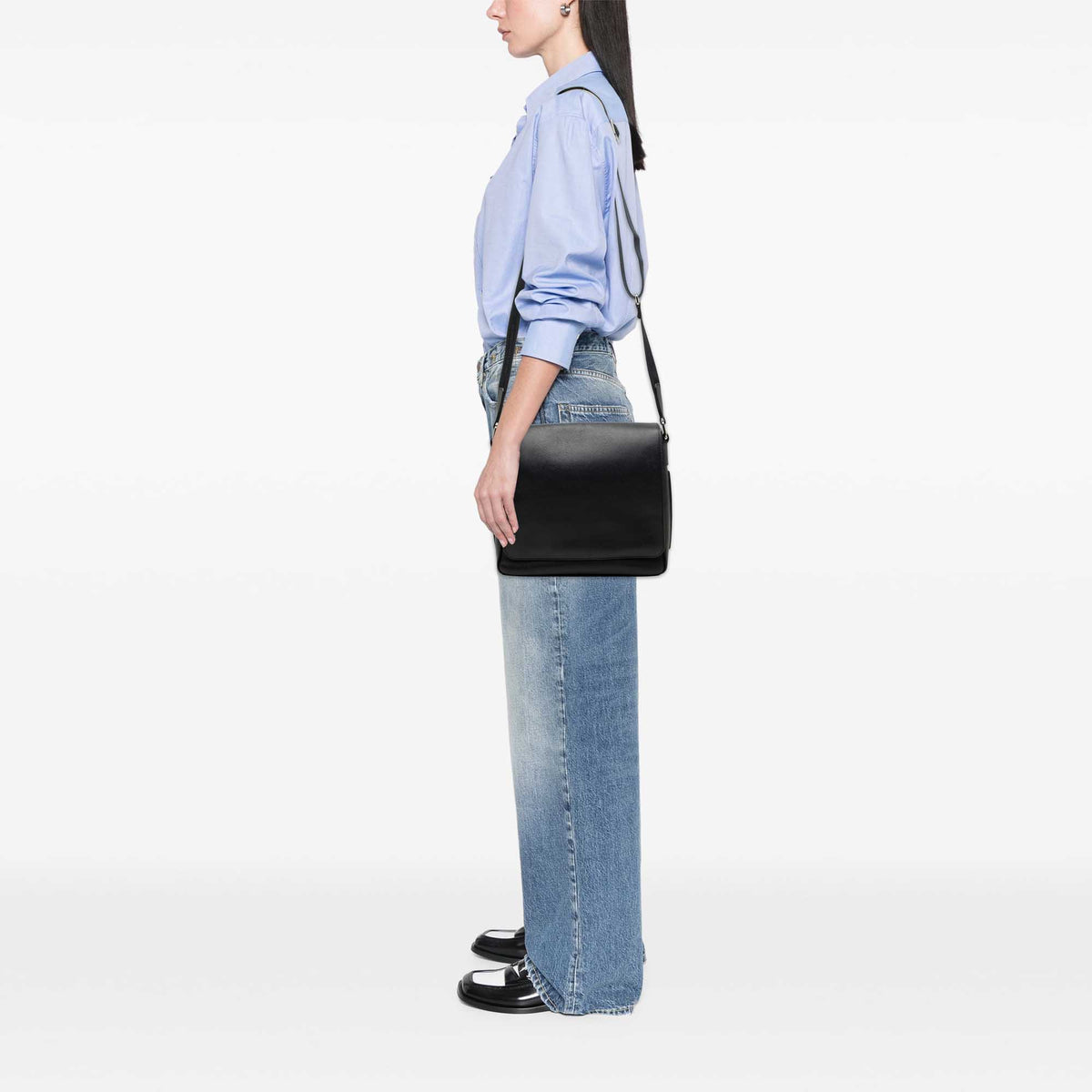Louis Vuitton Taiga Roman PM