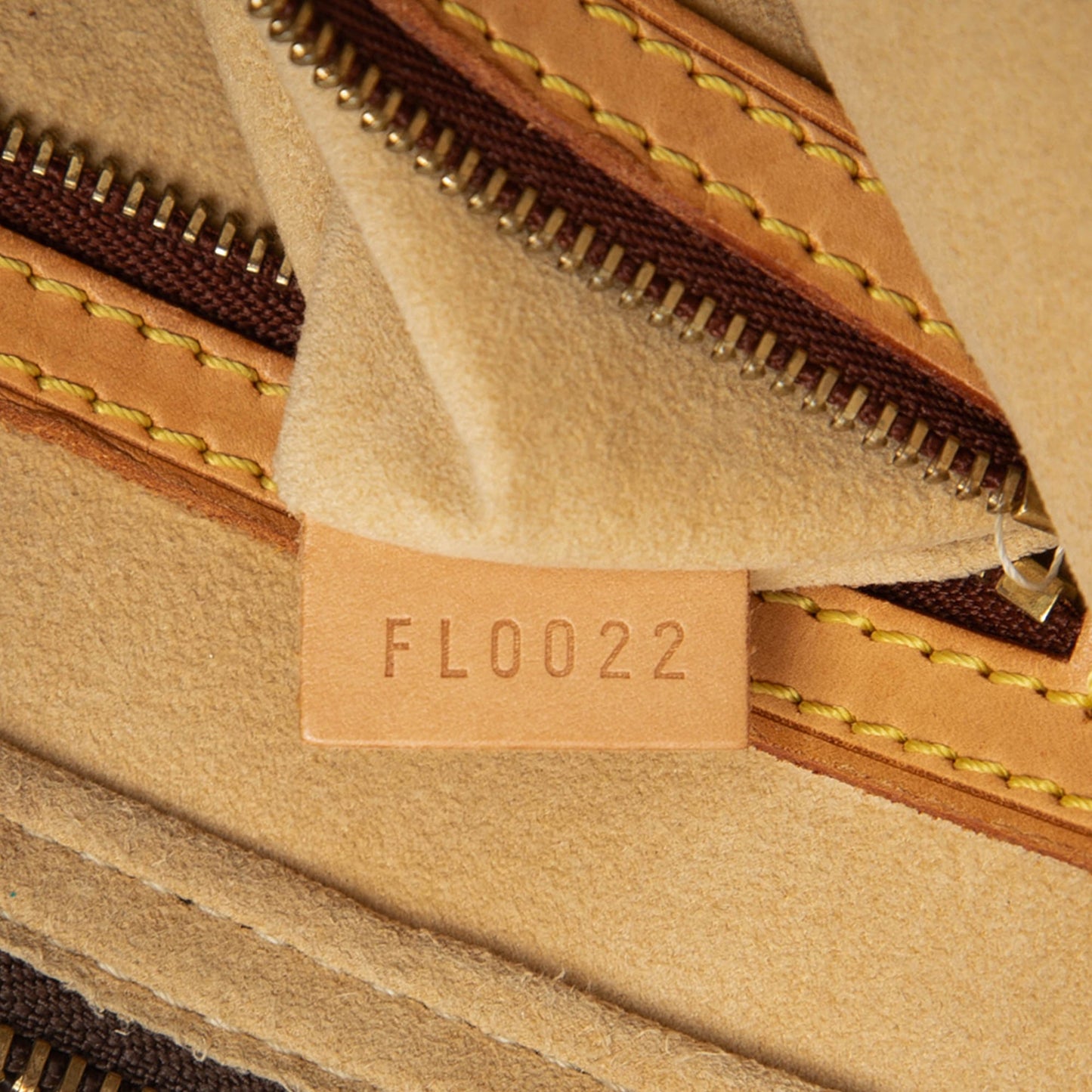 Louis Vuitton Monogram Looping MM