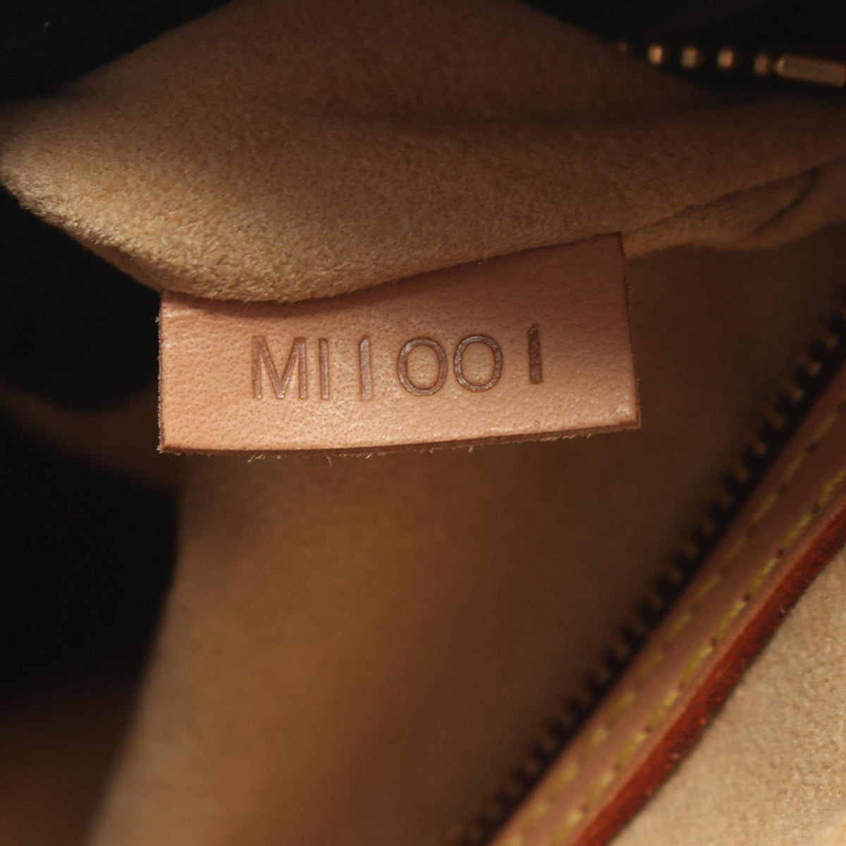 Louis Vuitton Monogram Looping MM