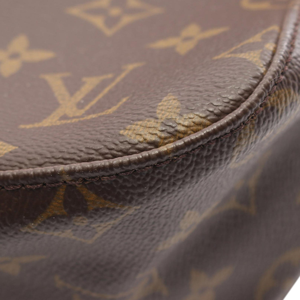Louis Vuitton Monogram Looping MM
