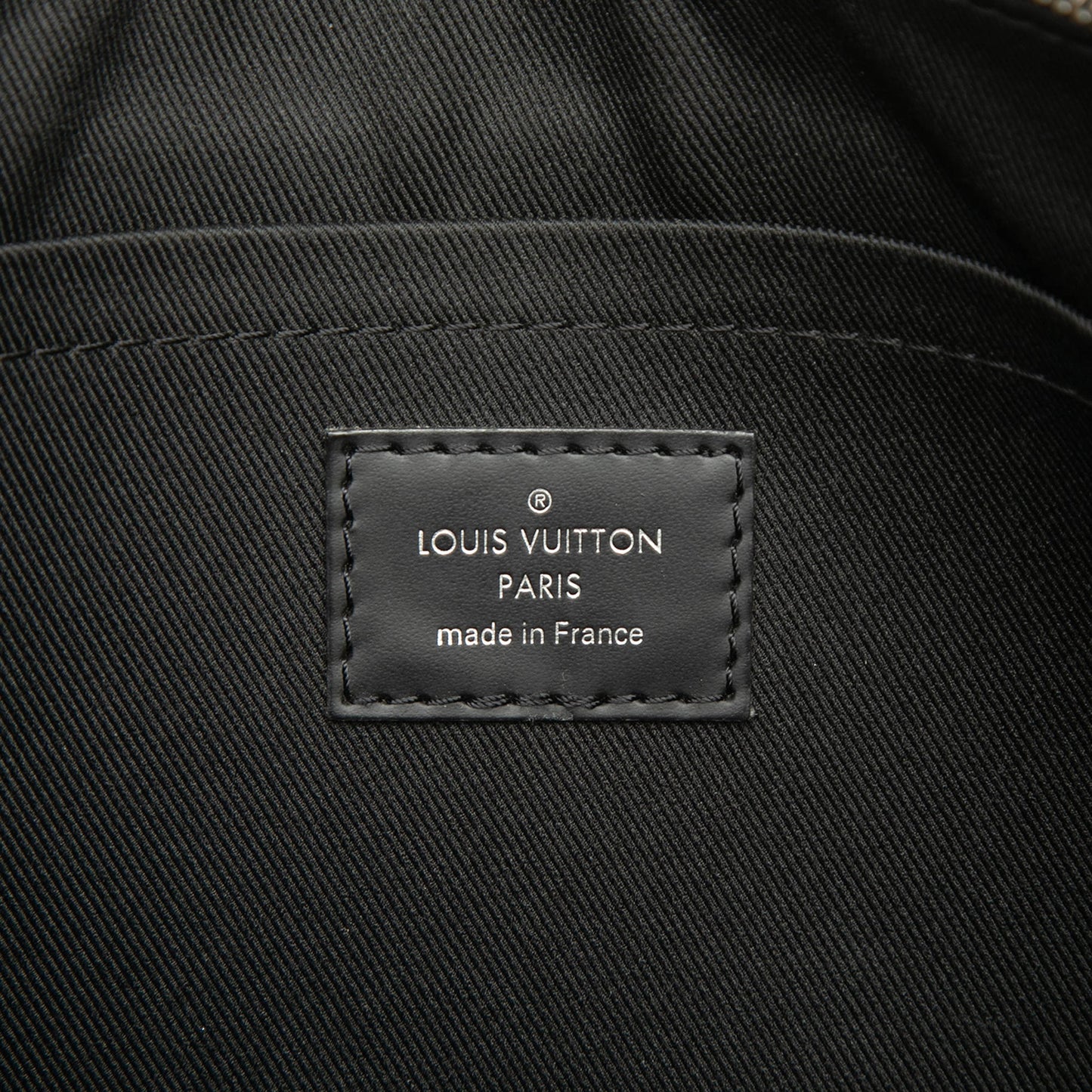 Louis Vuitton Monogram Eclipse Discovery Pochette GM