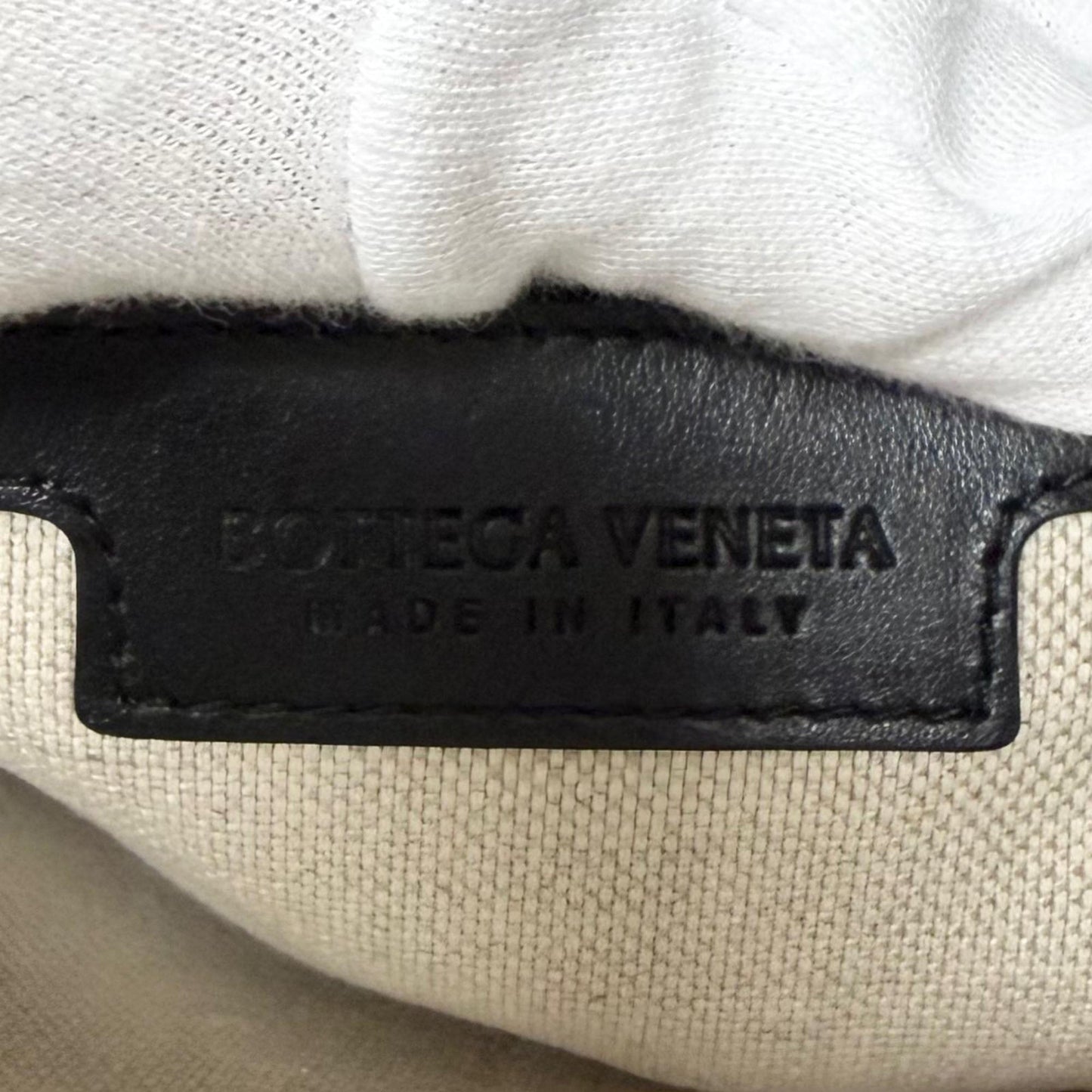 Bottega Veneta Nappa Intrecciato Andiamo Flat Messenger Bag