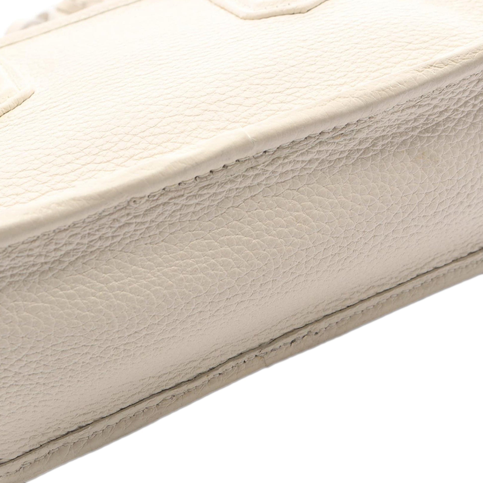 Miu Miu Vitello Daino Soft Satchel
