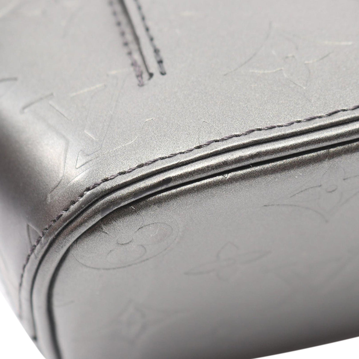 Louis Vuitton Monogram Mat Wilwood — Gray