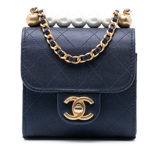 Mini Quilted Goatskin Vertical Chic Pearls Flap Clutch With Chain