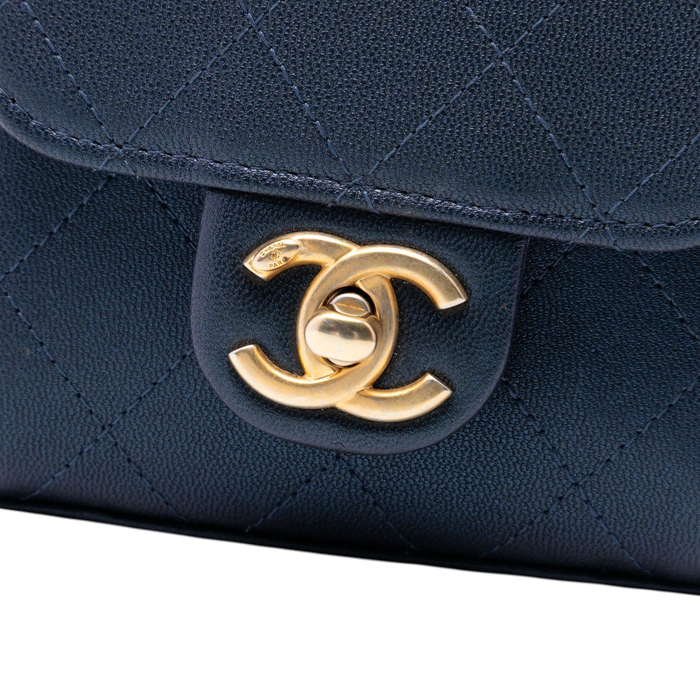 Mini Quilted Goatskin Vertical Chic Pearls Flap Clutch With Chain