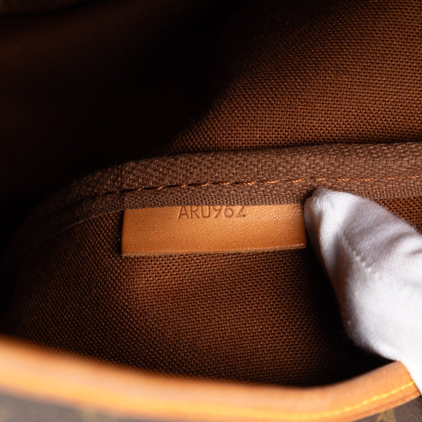 Louis Vuitton Monogram Saumur 35