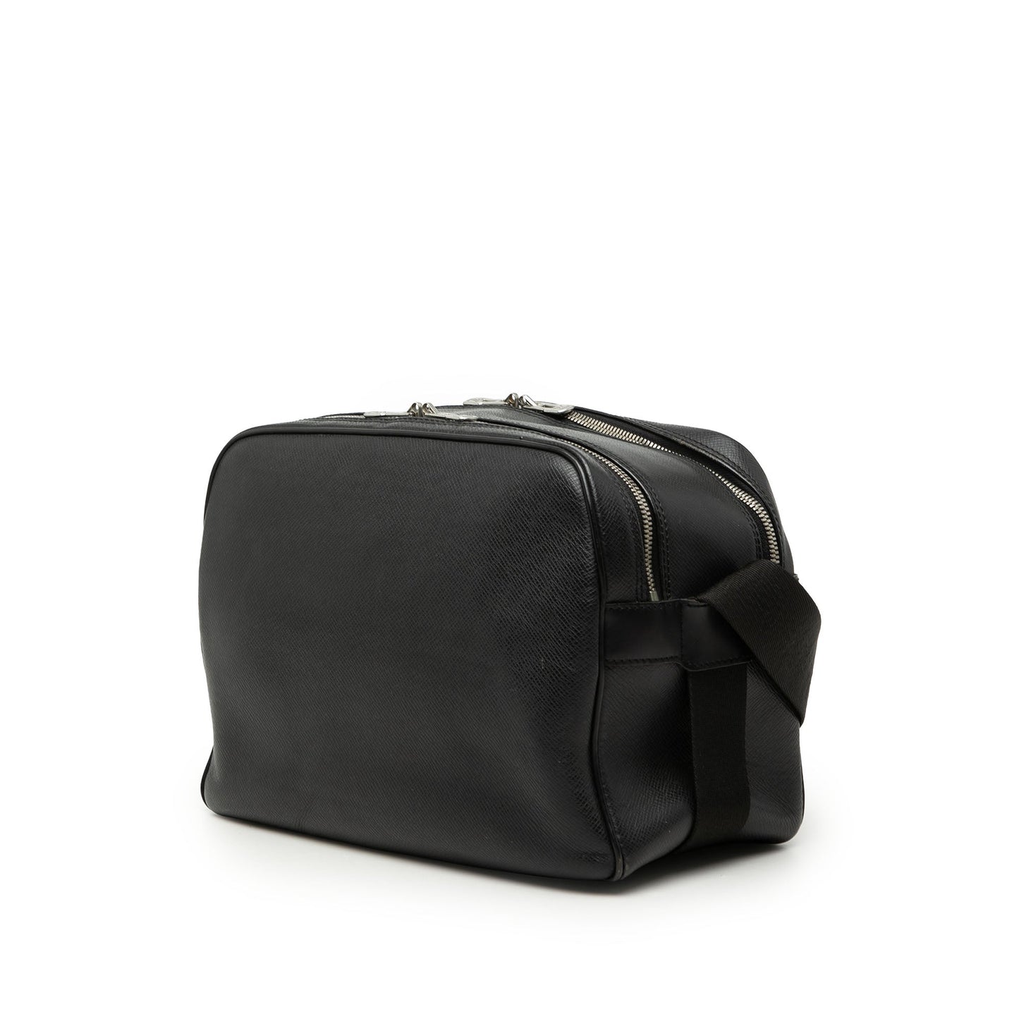 Louis Vuitton Taiga Reporter PM