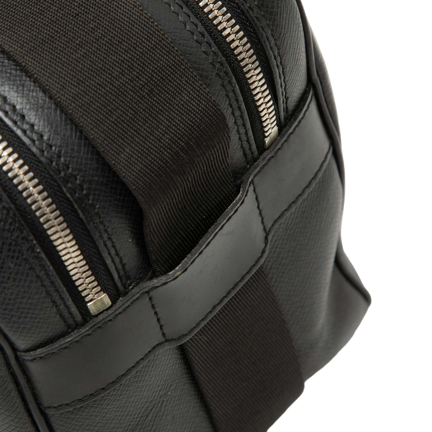 Louis Vuitton Taiga Reporter PM