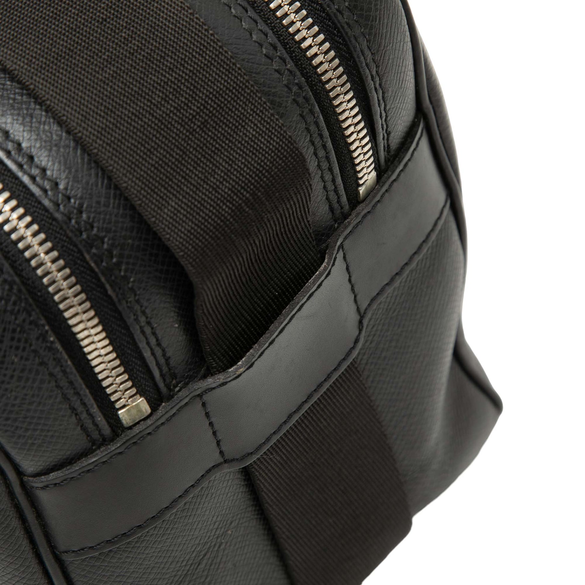 Louis Vuitton Taiga Reporter PM