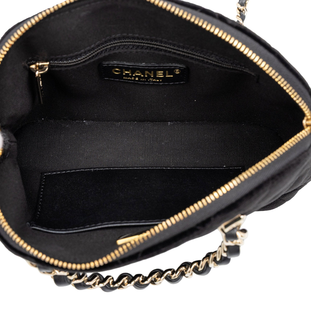 Chanel Quilted Velvet Coco Clutch With Chain — Black