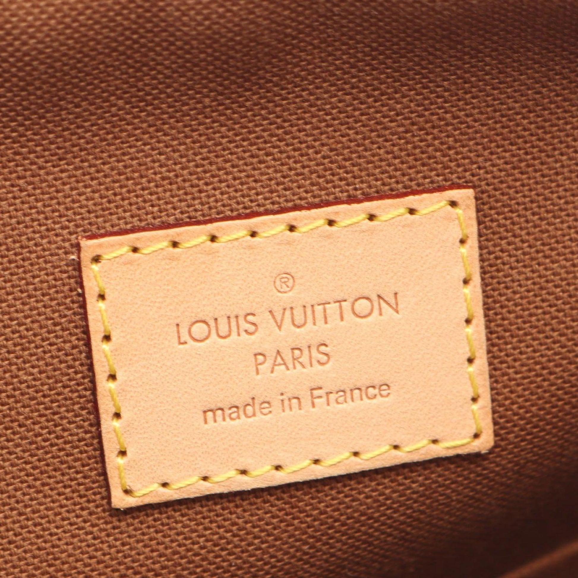 Louis Vuitton Monogram Trotteur Beaubourg