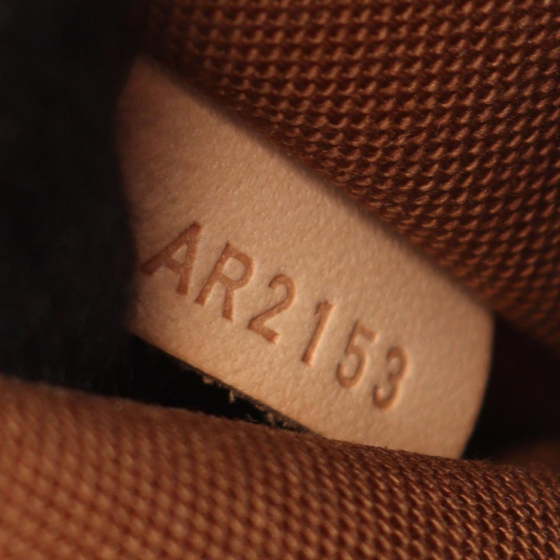 Louis Vuitton Monogram Trotteur Beaubourg
