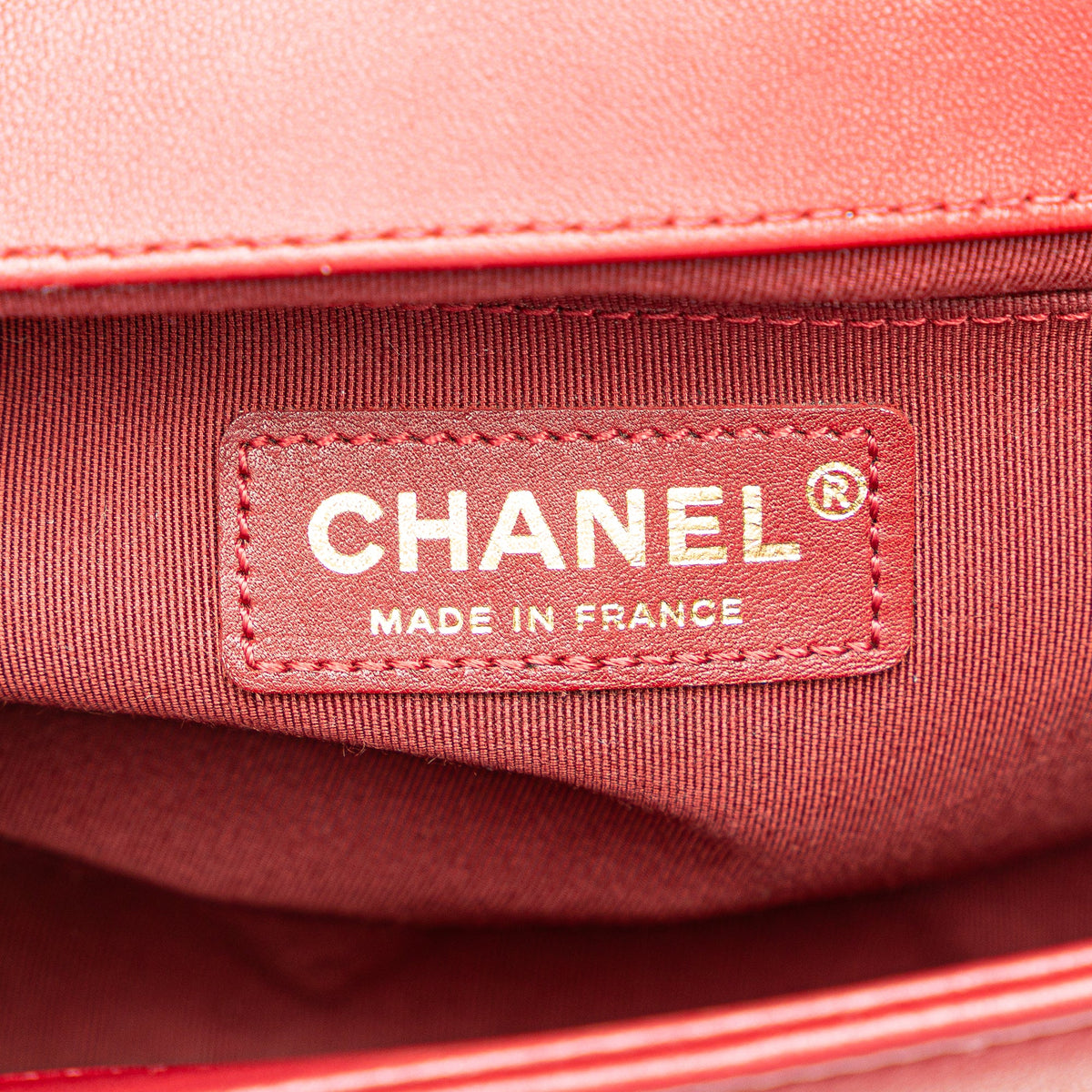 Chanel Old Medium Quilted Lambskin Boy Flap — Red