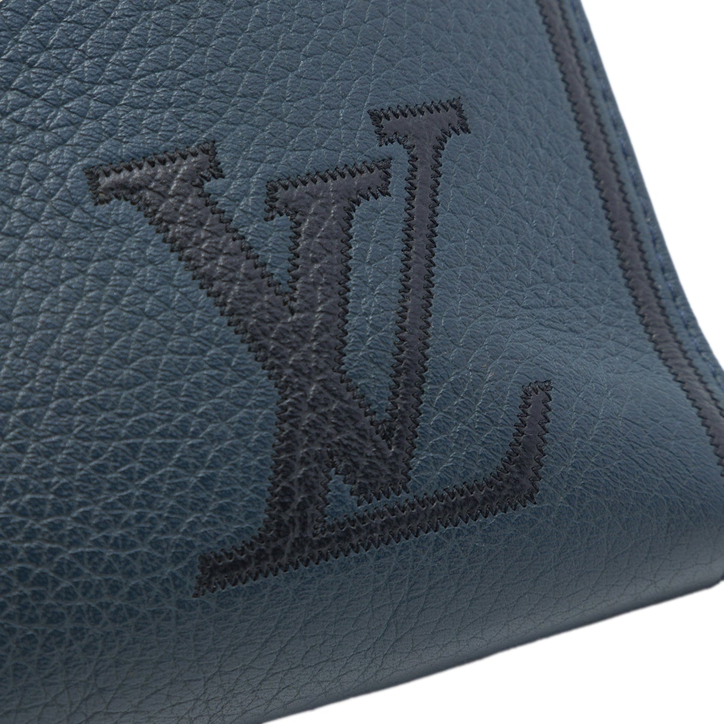 Louis Vuitton Taurillon Pochette Jour GM