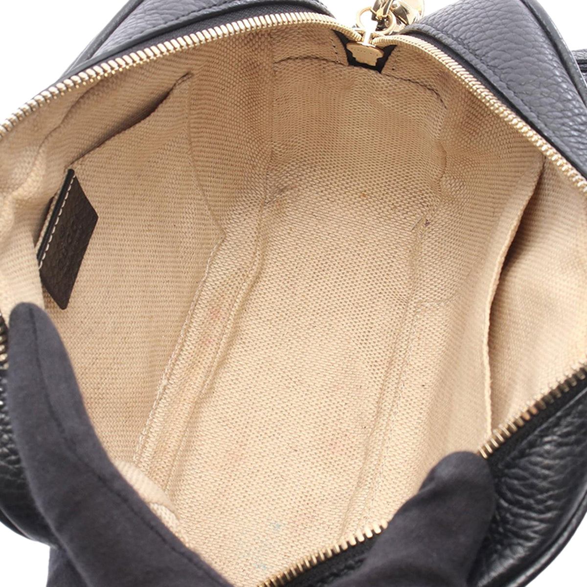 Gucci Calfskin Soho Disco Crossbody — Black