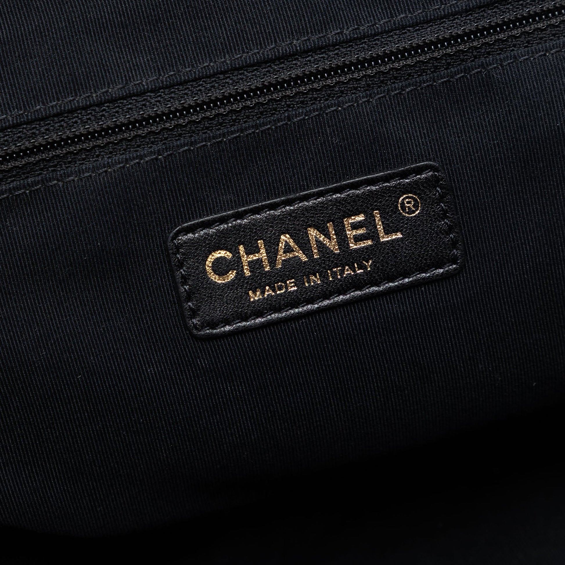 CC Lambskin Chic Knot Chain Shoulder Bag