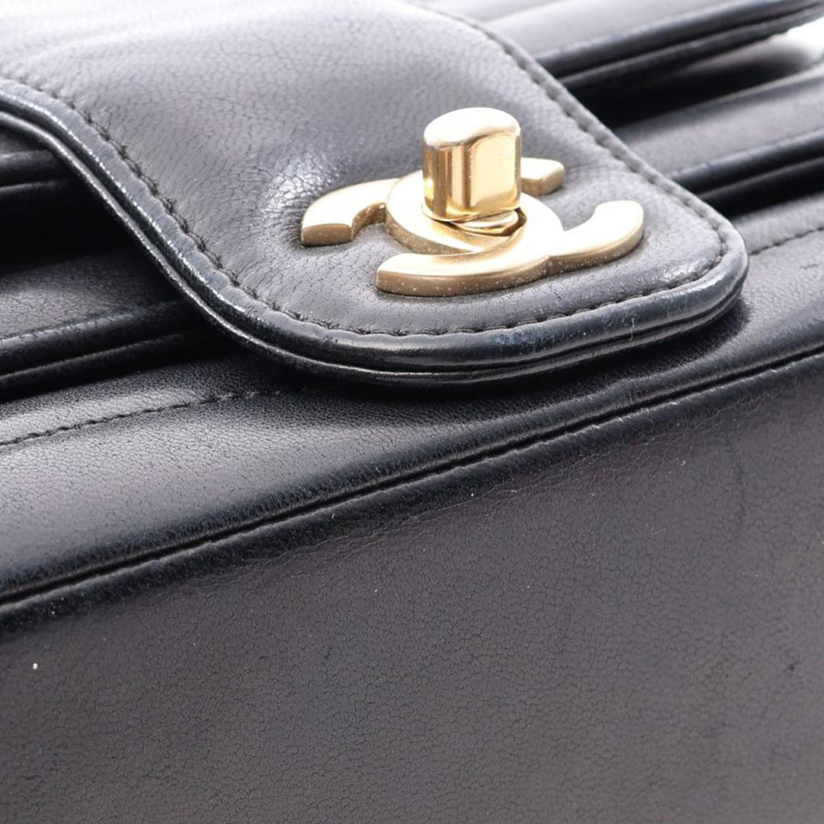 Chanel Mini Lambskin Horizontal Quilt Double Flap