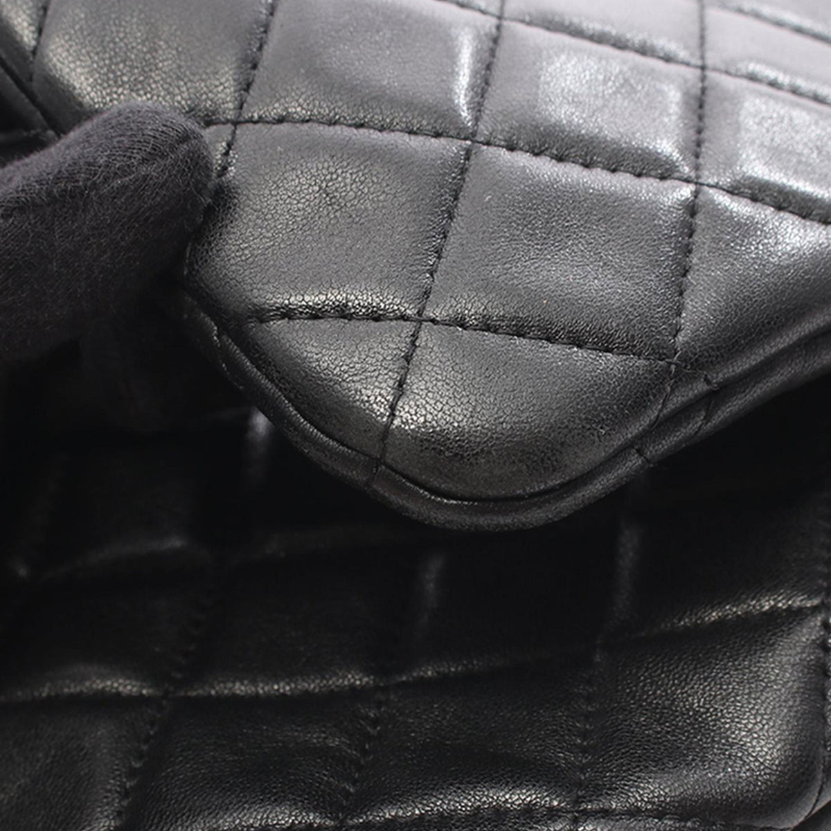 Chanel CC Quilted Lambskin Pouch with Mini Flap Purse — Black