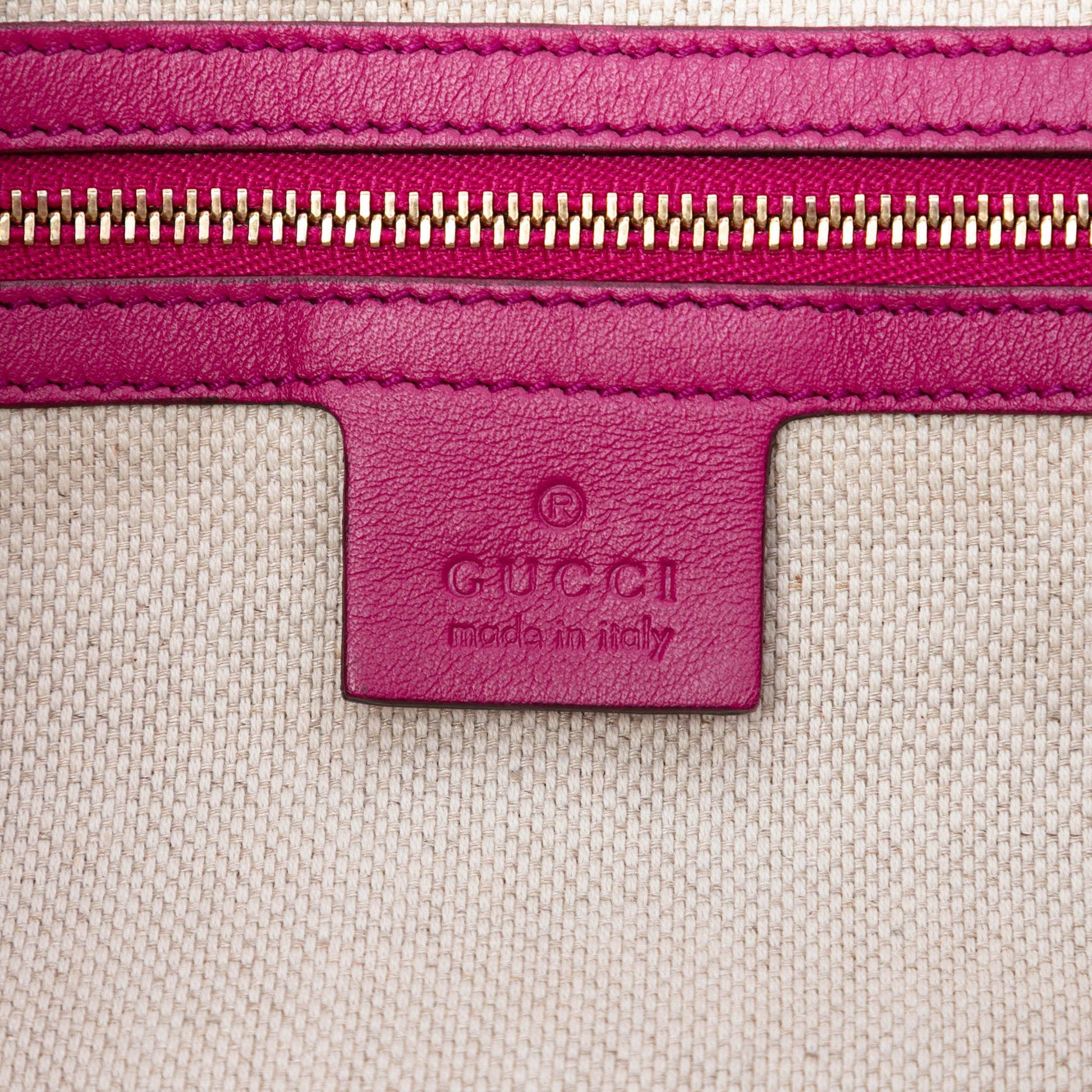 Gucci Medium Patent Soho Chain Tote