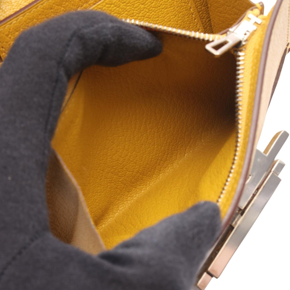 Hermès Chevre Cinhetic To Go Wallet