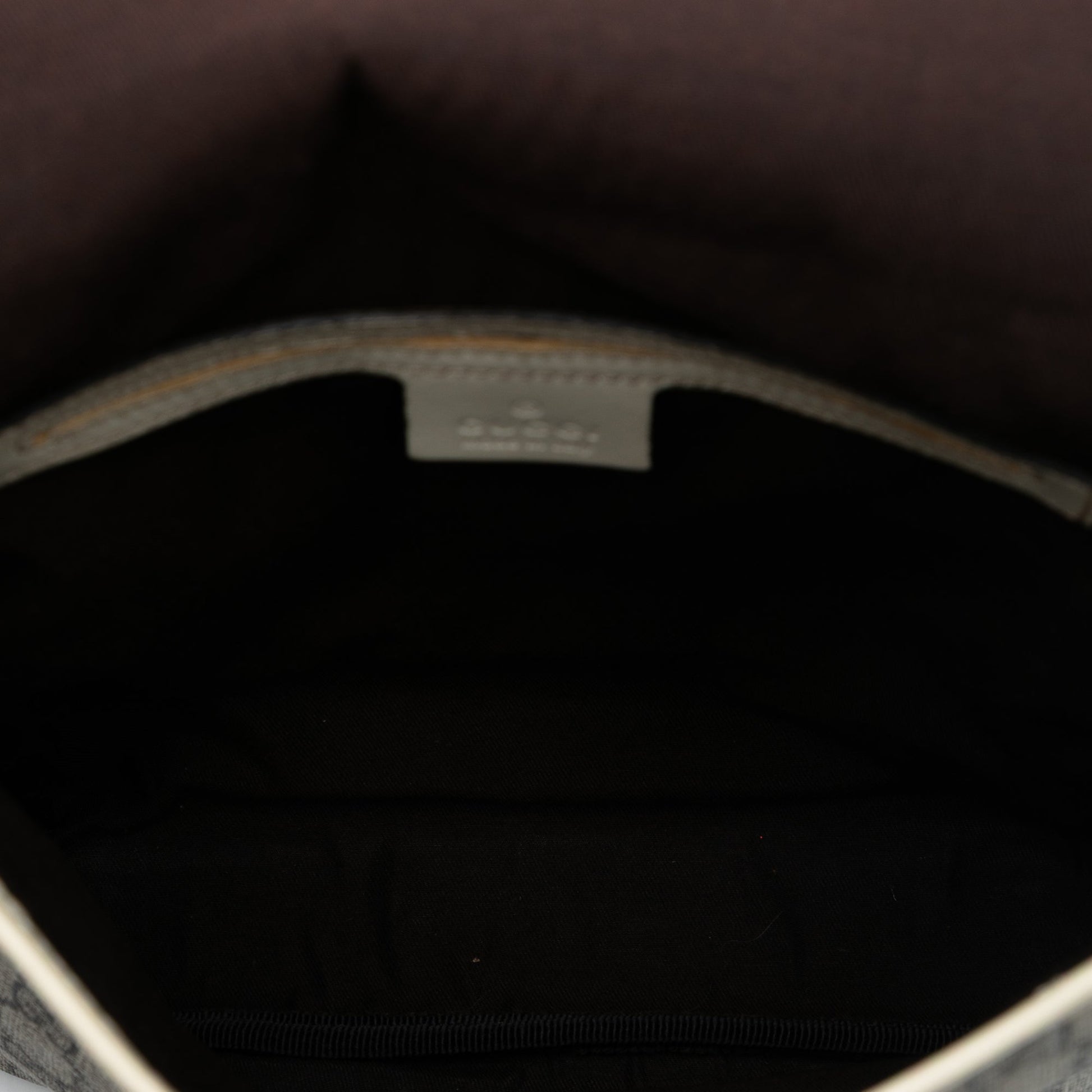 Gucci GG Supreme Crossbody
