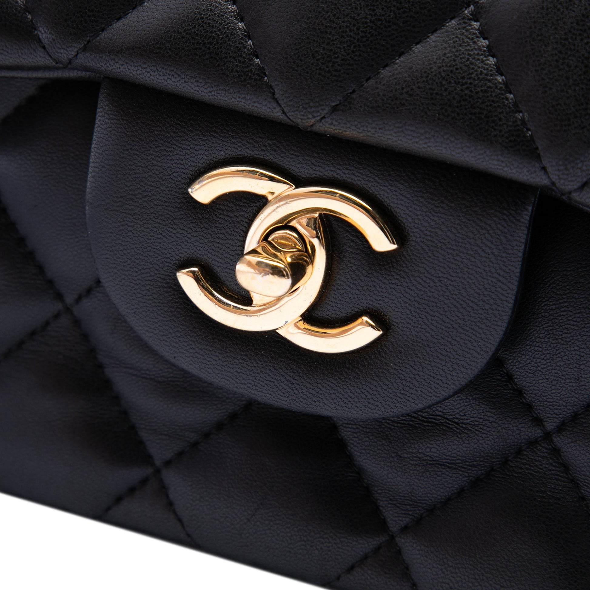 Chanel Jumbo Classic Lambskin Double Flap