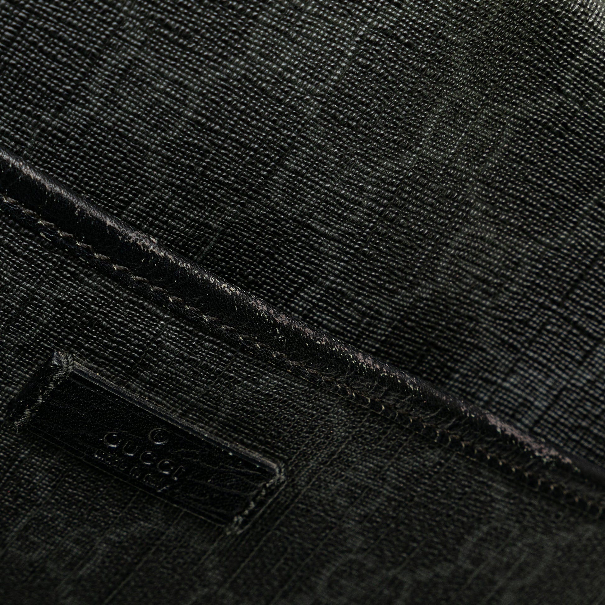 Gucci GG Supreme Crossbody