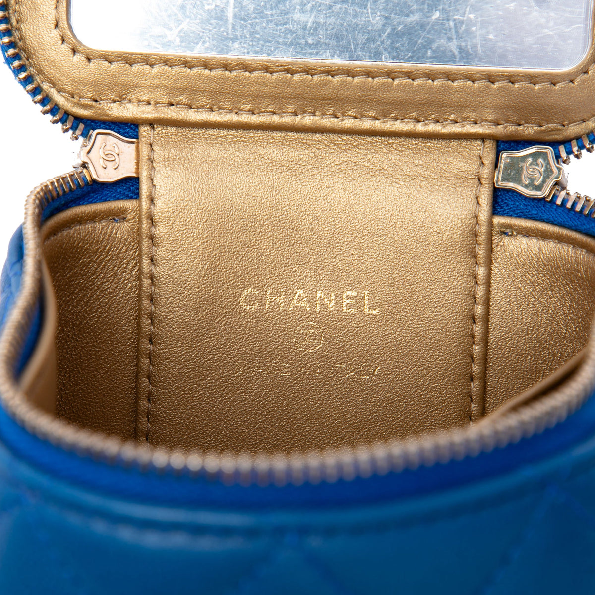 Chanel Mini Quilted Lambskin Pearl Crush Vanity Case With Chain — Blue