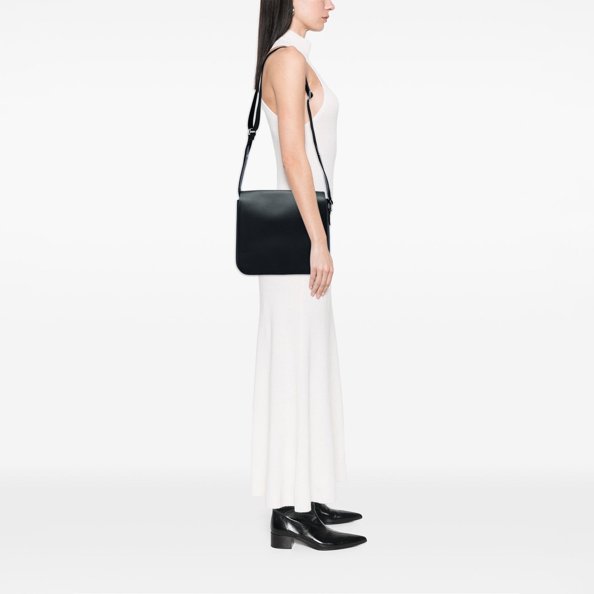 Louis Vuitton Taiga Andrei