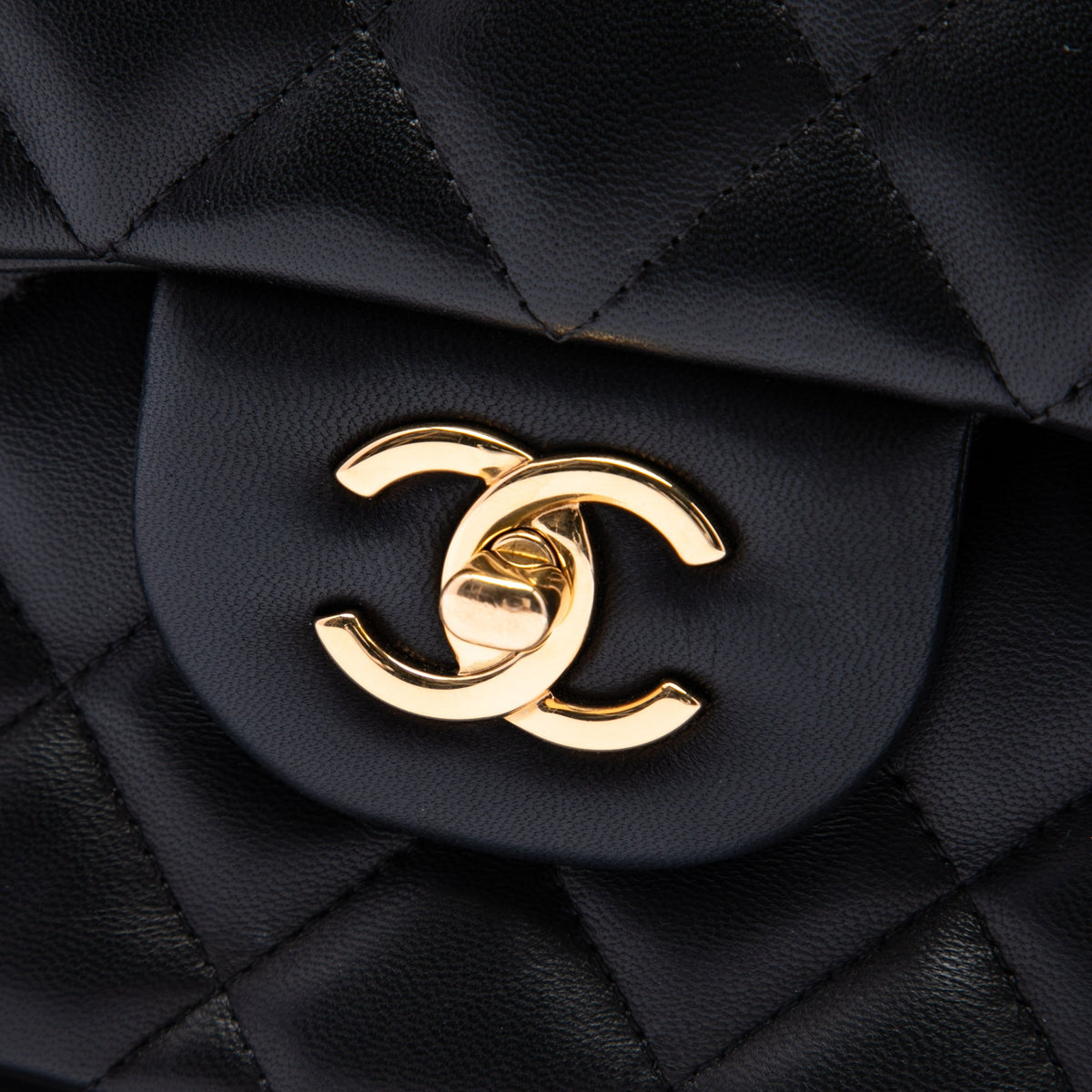 Chanel Jumbo Classic Lambskin Double Flap — Black