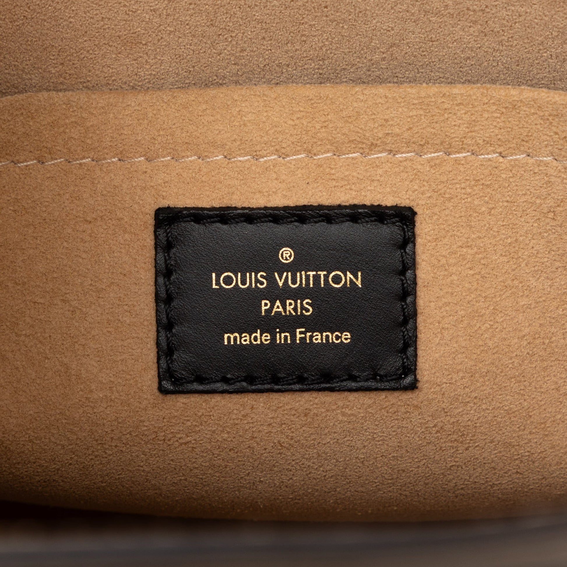 Louis Vuitton Monogram On My Side MM