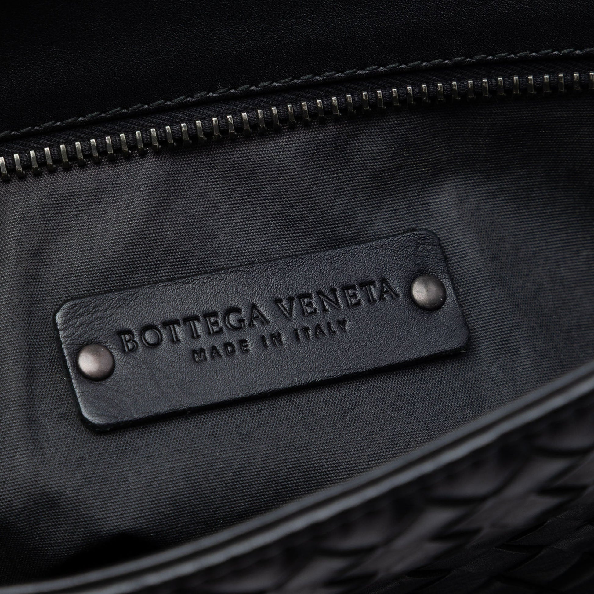 Bottega Veneta Intrecciato Nappa Flat Messenger Bag