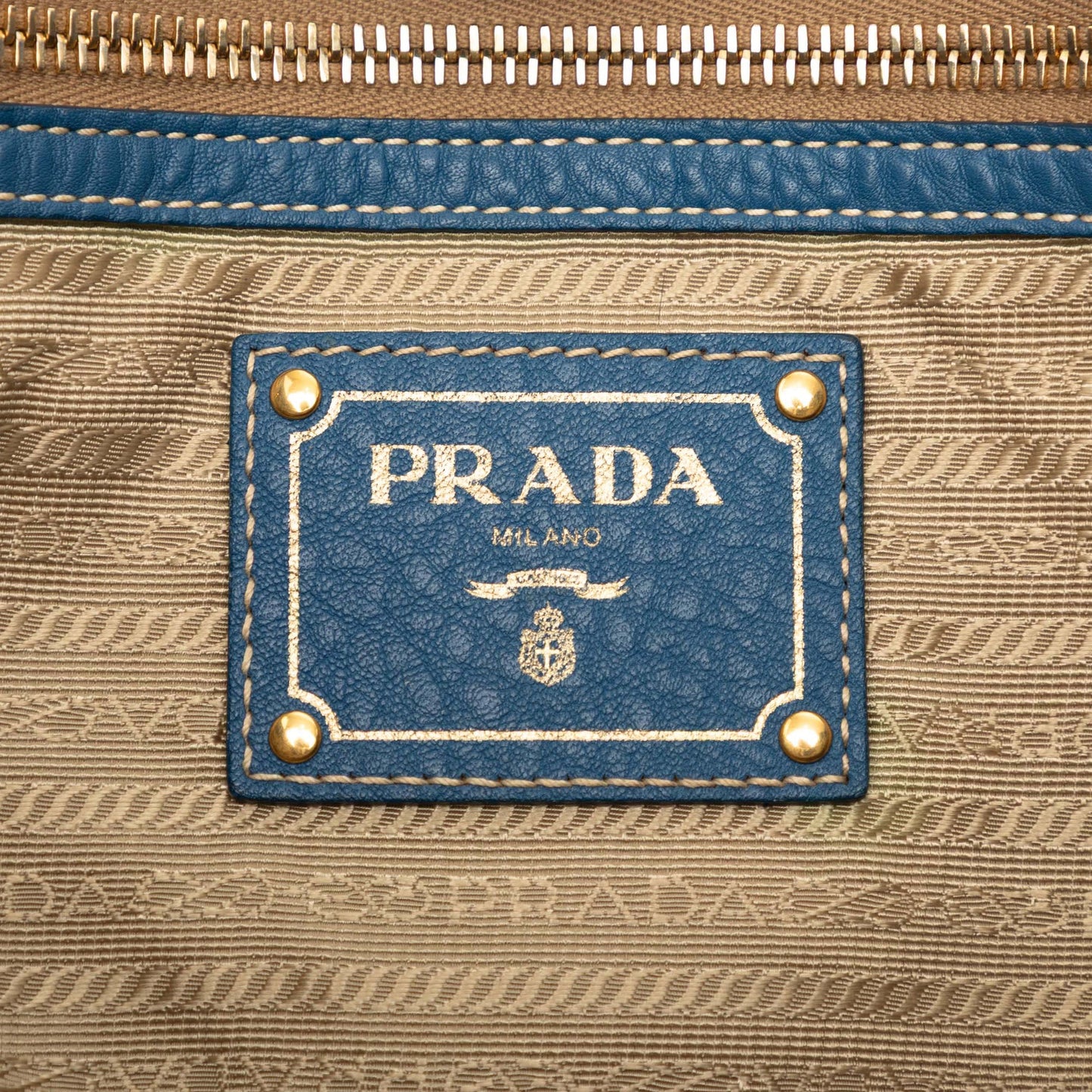 Vitello Daino Side Zip Shopper Tote