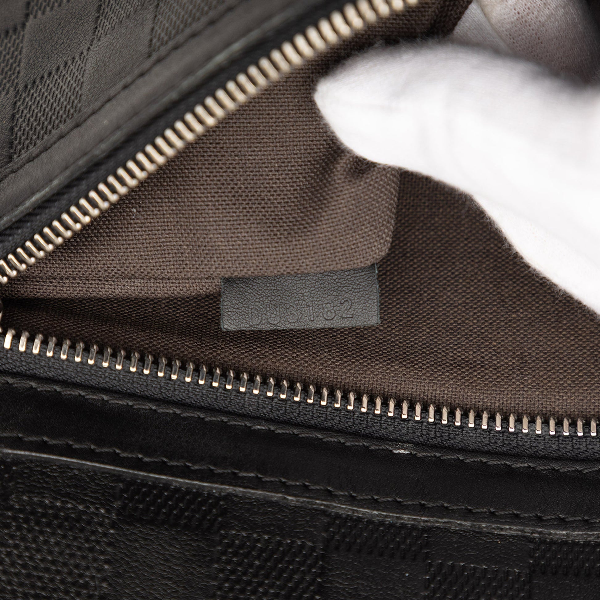 Louis Vuitton Damier Infini Calypso MM