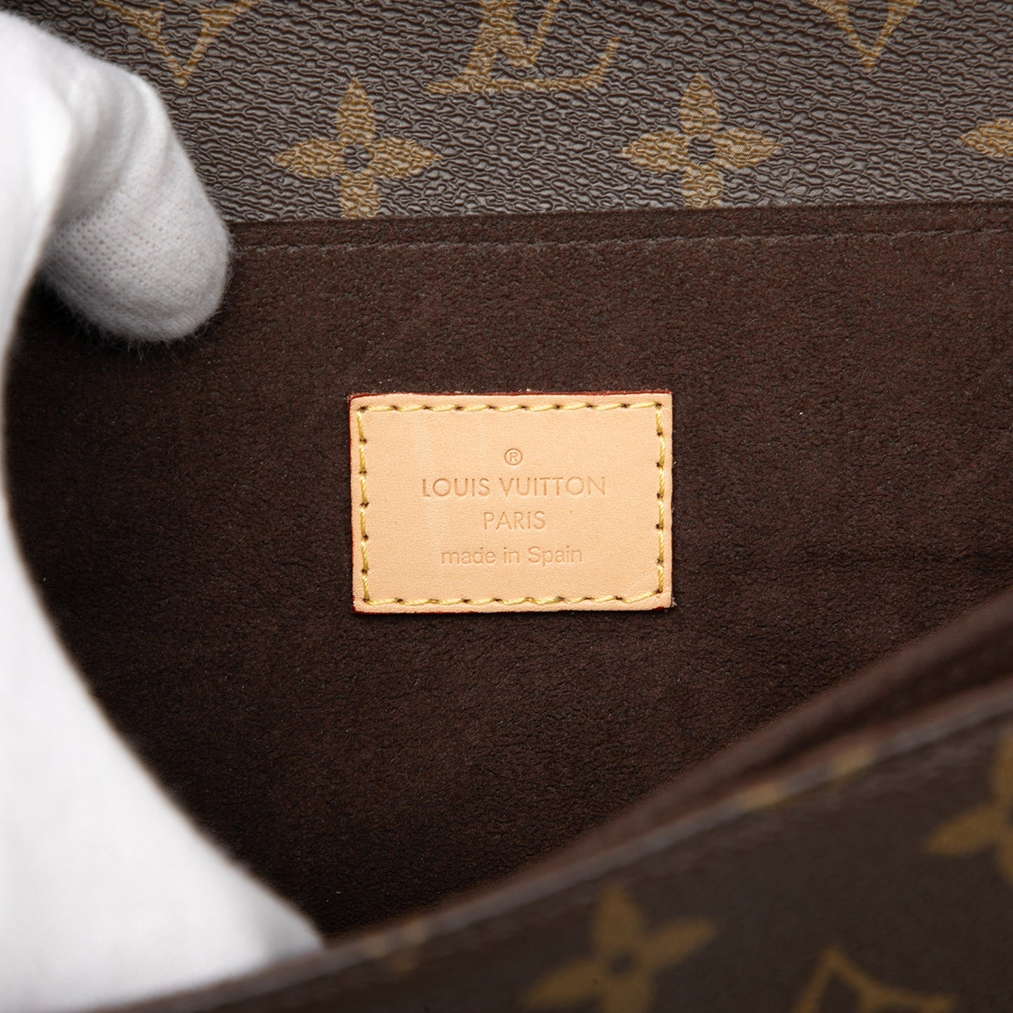 Louis Vuitton Monogram Pochette Metis