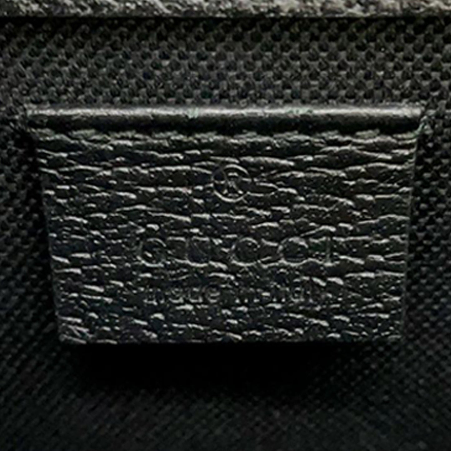 Gucci GG Supreme Psychedelic Belt Bag