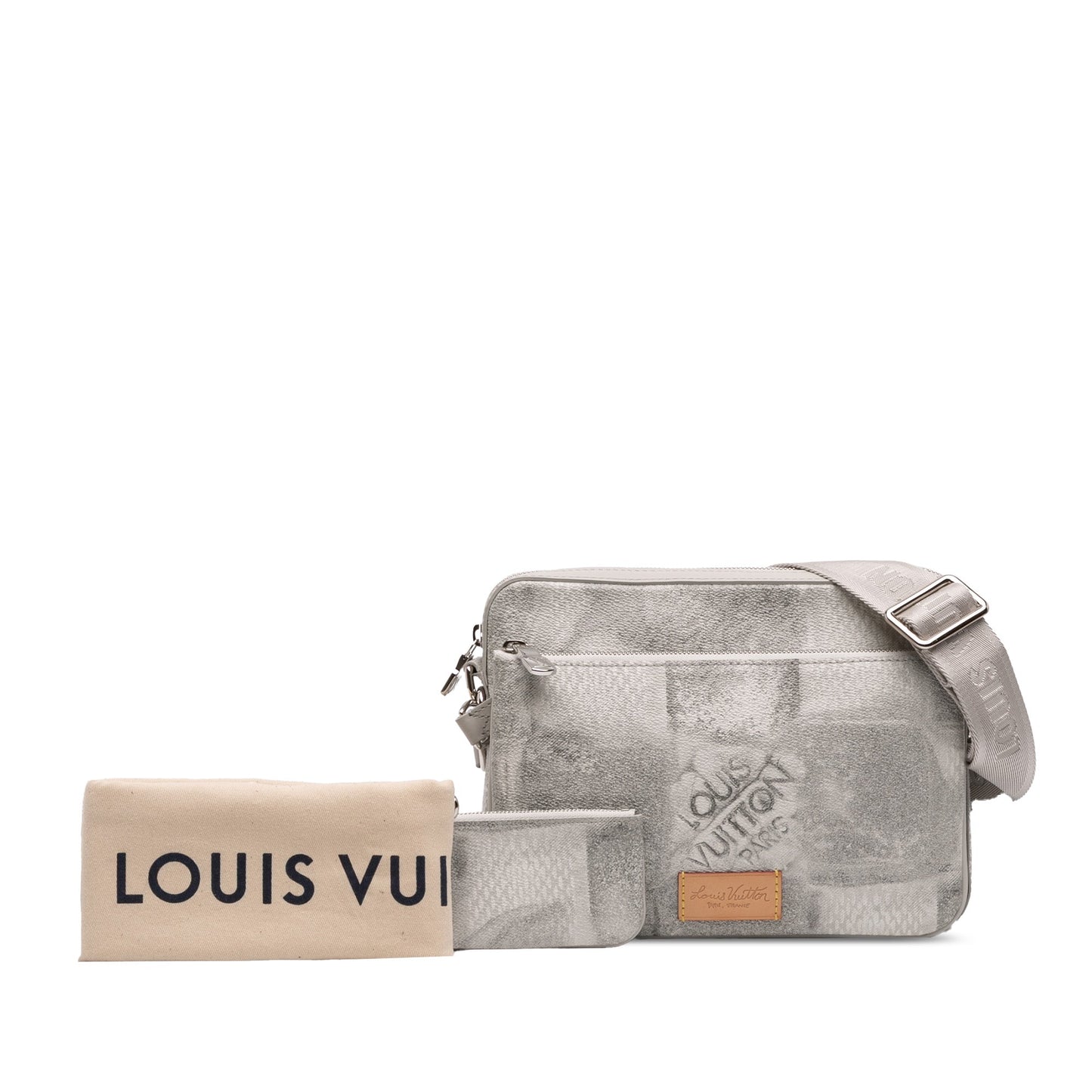 Louis Vuitton Damier Salt Trio Messenger Bag