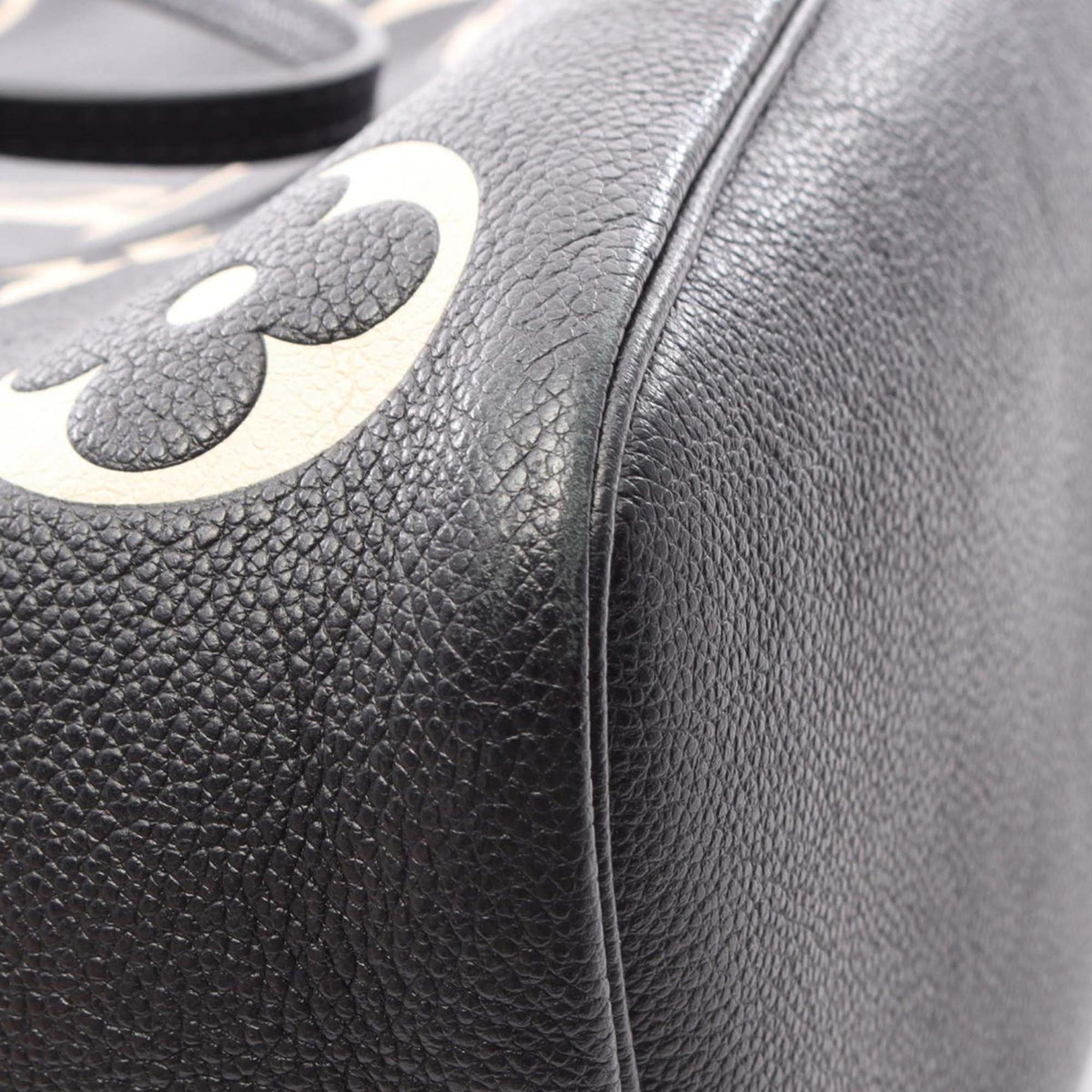 Louis Vuitton Bicolor Monogram Giant Empreinte Neverfull MM — Black