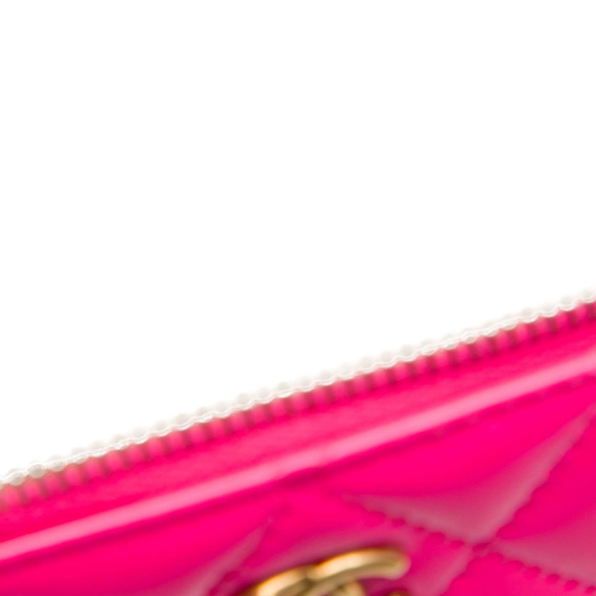 Chanel Small Quilted Patent Pearl Crush Vanity Case with Chain