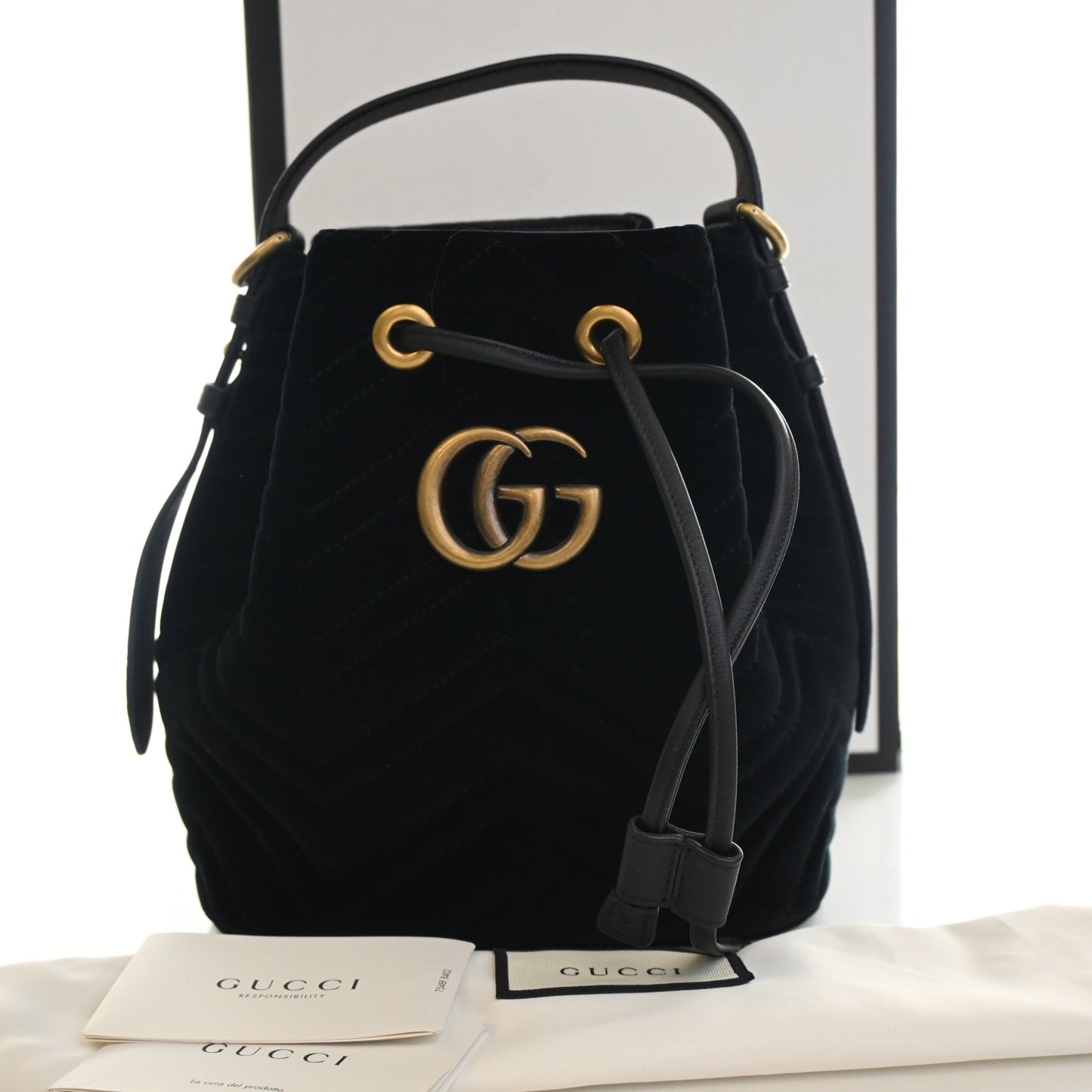 Gucci GG Marmont 2.0 Matelasse Velvet Bucket Bag