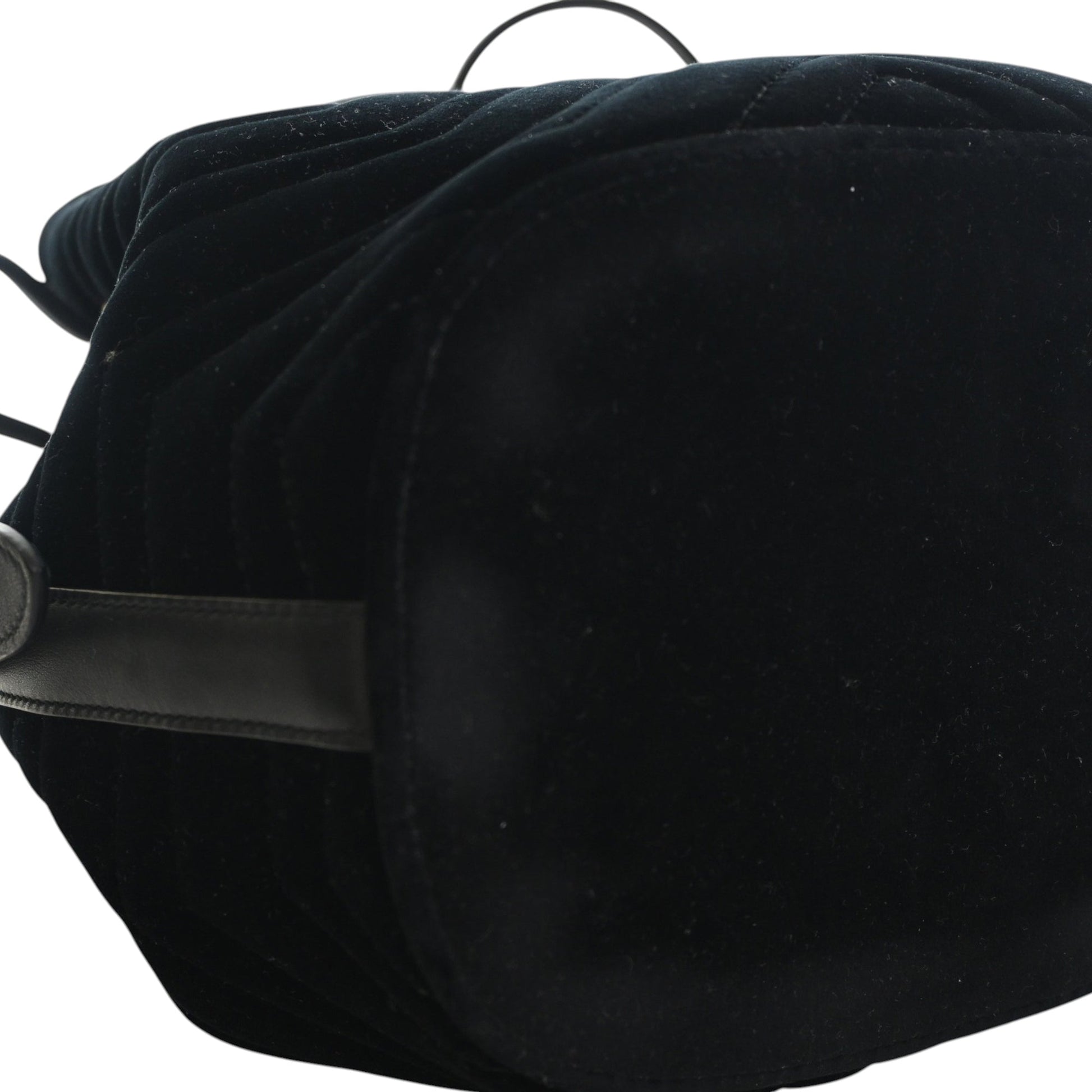Gucci GG Marmont 2.0 Matelasse Velvet Bucket Bag