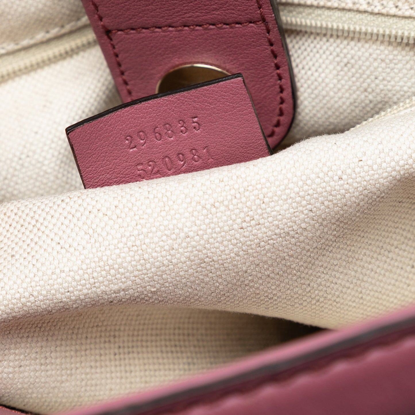 Gucci Microguccissima Sukey Tote