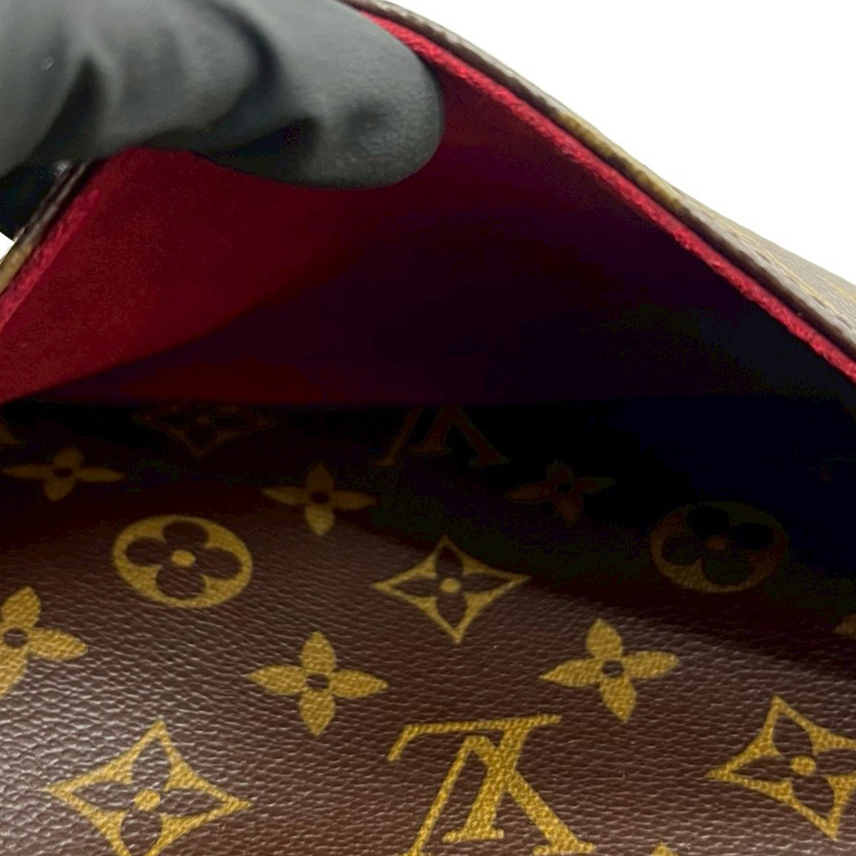 Louis Vuitton Monogram Excentri Cite