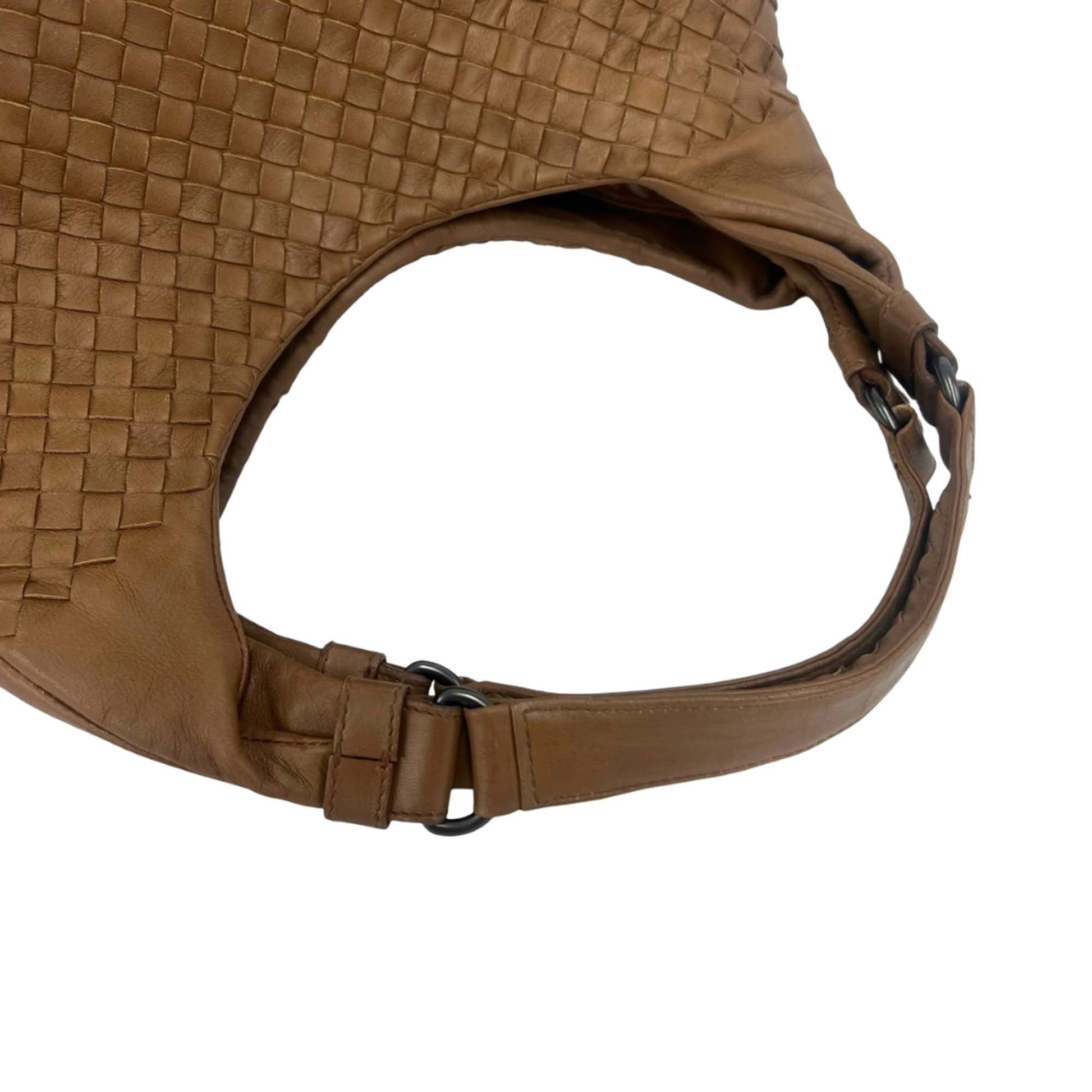 Bottega Veneta Medium Intrecciato Campana