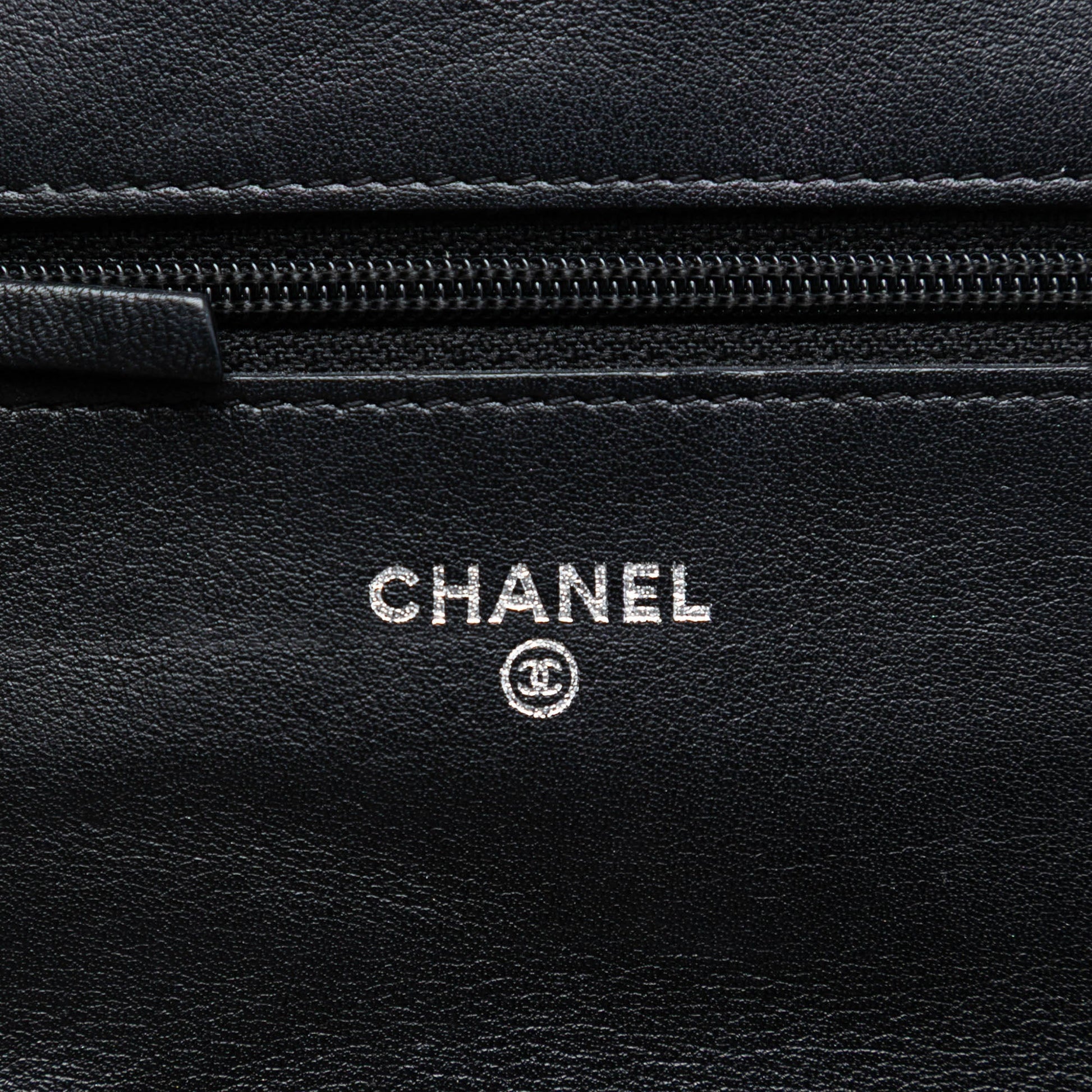 Chanel CC Caviar Wallet On Chain
